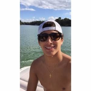 Meet your Posher, Fernando